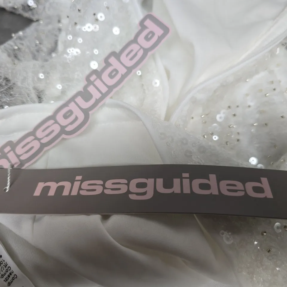 MISSGUIDED WHITE SEQUIN OVERLAY TOP – SIZE M