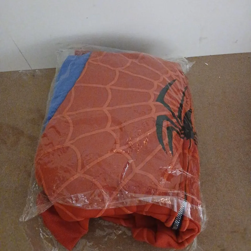 MEN SPIDER PRINT HOODED TOP SIZE XL