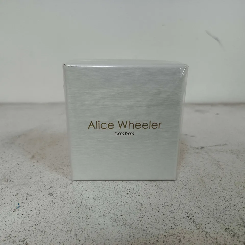 BOXED AND SEALED ALICE WHEELER PINK ROUND MIRROR COMPACT
