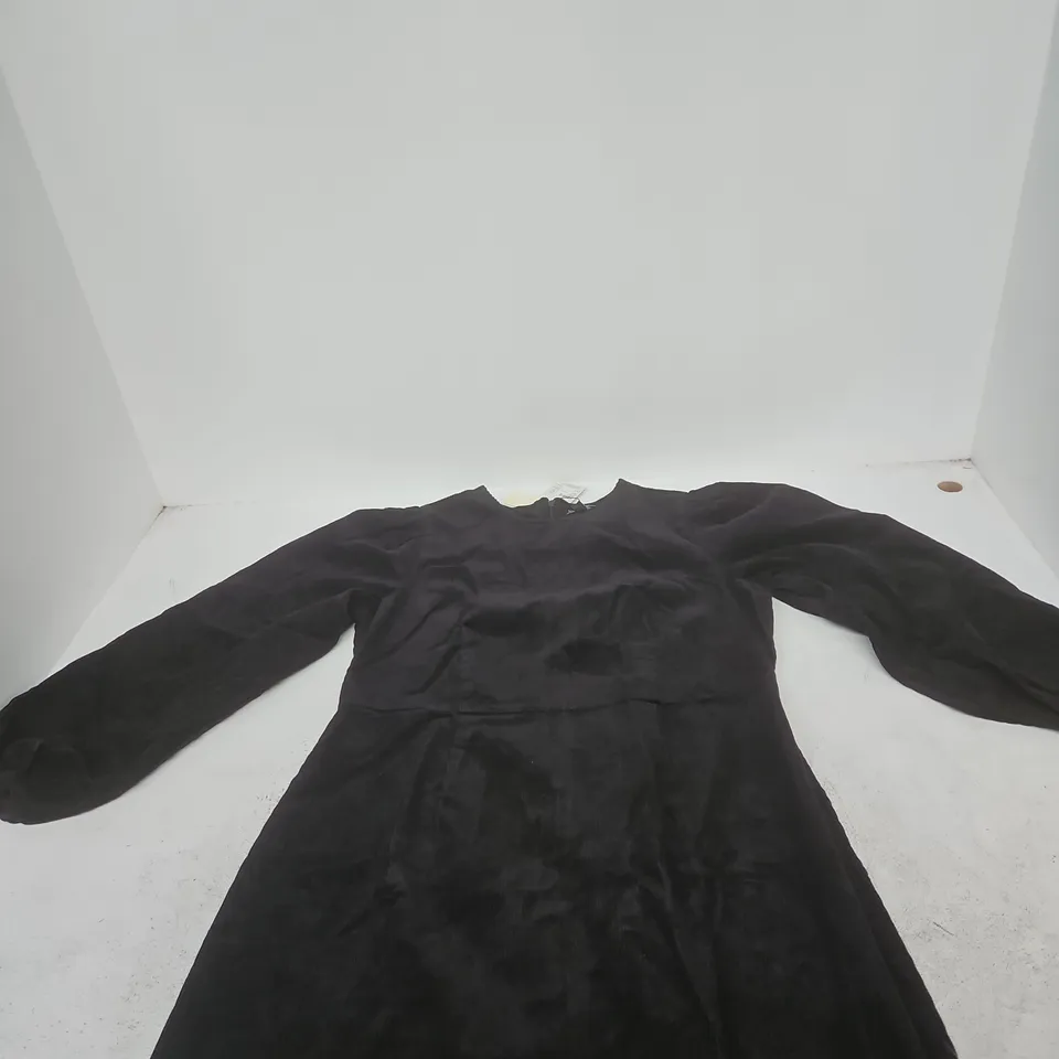 NOBODY'S CHILD BLACK CORDUROY GARMENT – UK 16 (EU 44, USA 12) – 