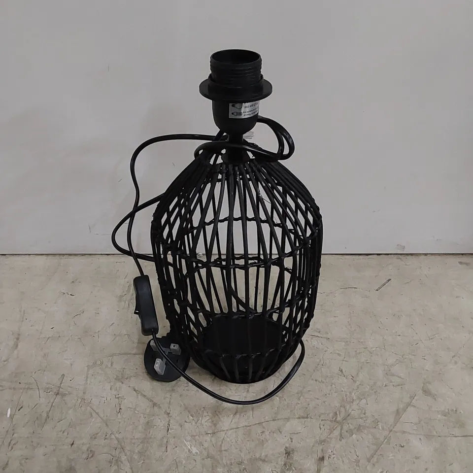 BOXED HOLLINS SMALL MATT BLACK RATTAN TABLE LAMP - BASE ONLY 