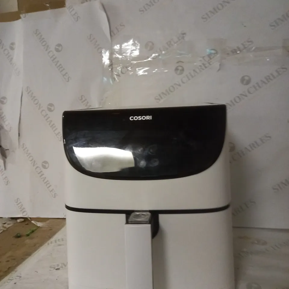 COSORI AIR FRYER 1700W MAX XXL 5.5L DIGITAL TOUCHSCREEN - WHITE