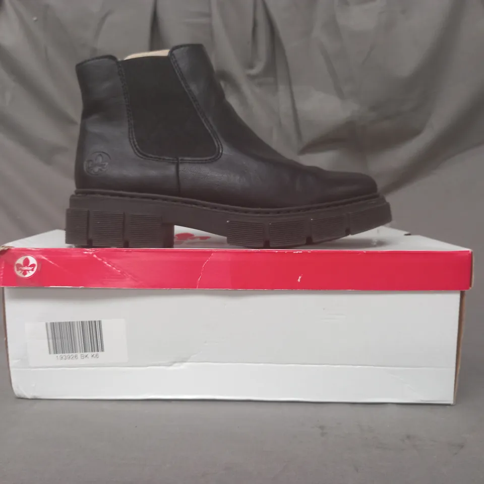 BOXED PAIR OF RIEKER CHUNKY ANKLE BOOTS IN BLACK SIZE 6