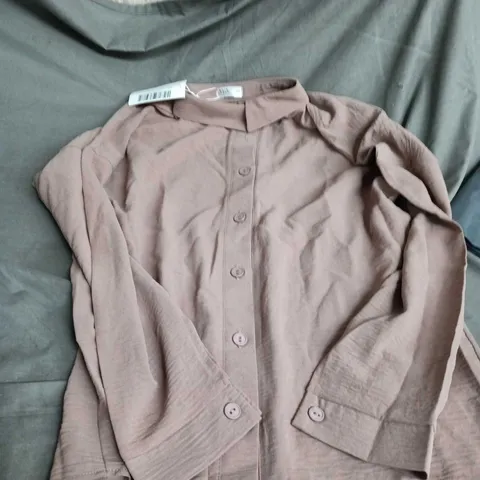 DUSTY PINK BUTTON-FRONT LONG-SLEEVE SHIRT (WOMEN'S) SIZE L-XL