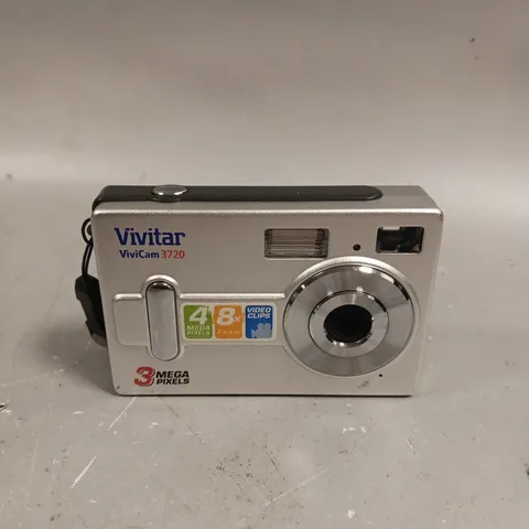 VIVITAR VIVICAM 3720 DIGITAL CAMERA