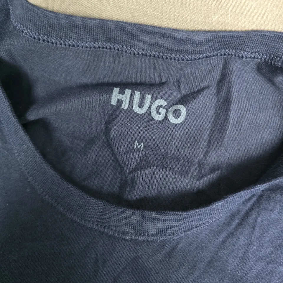 HUGO NAVY T-SHIRT - MEN'S, SIZE M