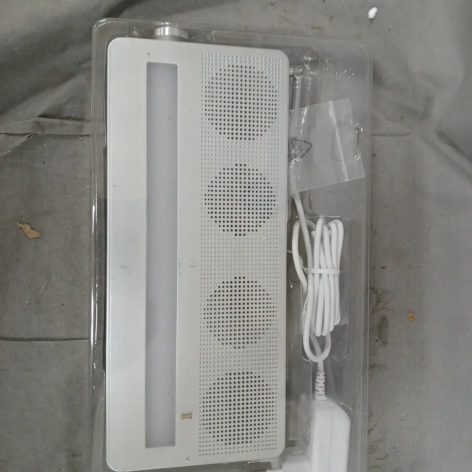 UNA MINI MULTIMEDIA SPEAKER SYSTEM – WHITE  (RADIO)