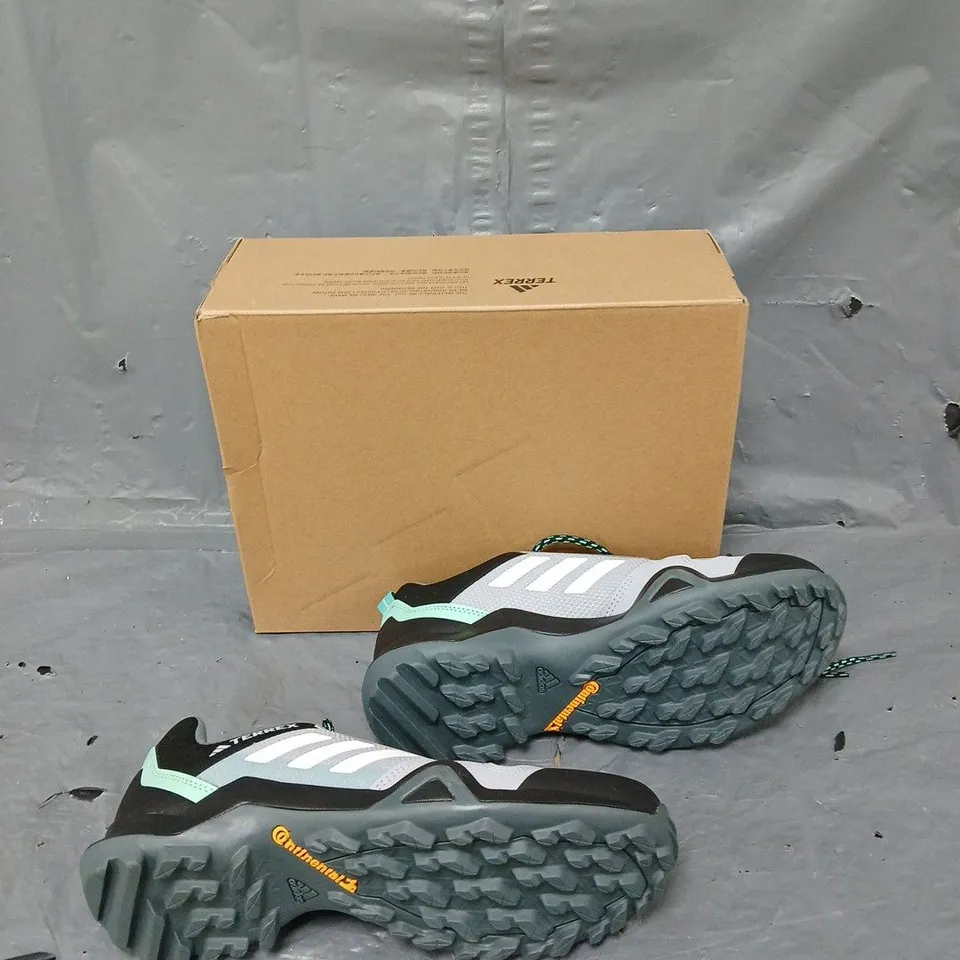 BOXED PAIR OF ADIDAS TERREX AX3 WOMENS UK 5 