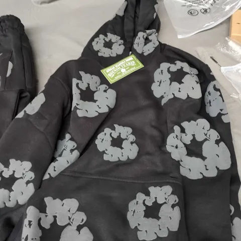 HOODED SWEATSHIRT WITH TRACKSUIT BOTTOMS AFRICAN DIASPORA DENIM TERAS FLORAL DESIGN