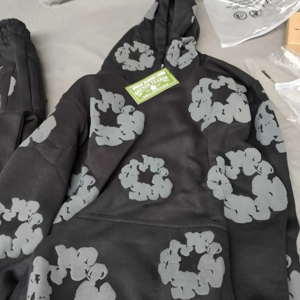 HOODED SWEATSHIRT WITH TRACKSUIT BOTTOMS AFRICAN DIASPORA DENIM TERAS FLORAL DESIGN