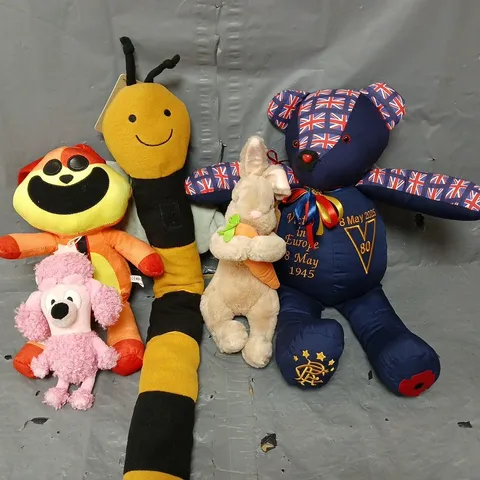 ELEVEN ASSORTED SOFT TOYS