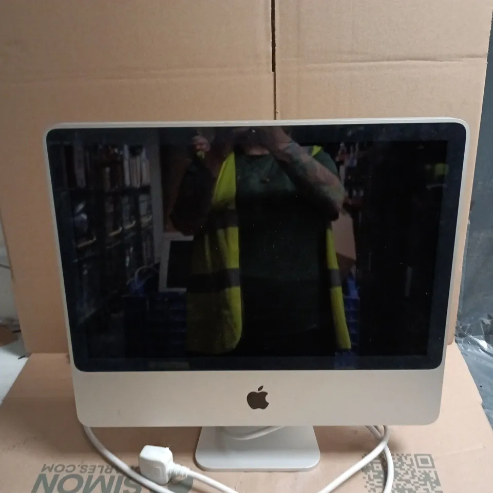 APPLE IMAC ALL IN ONE COMPUTER