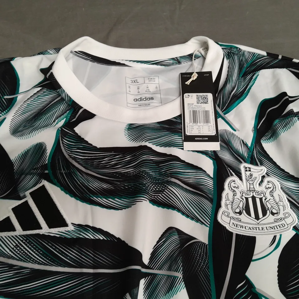 NEWCASTLE UNITED FOOTBALL SHIRT - UK 3XL