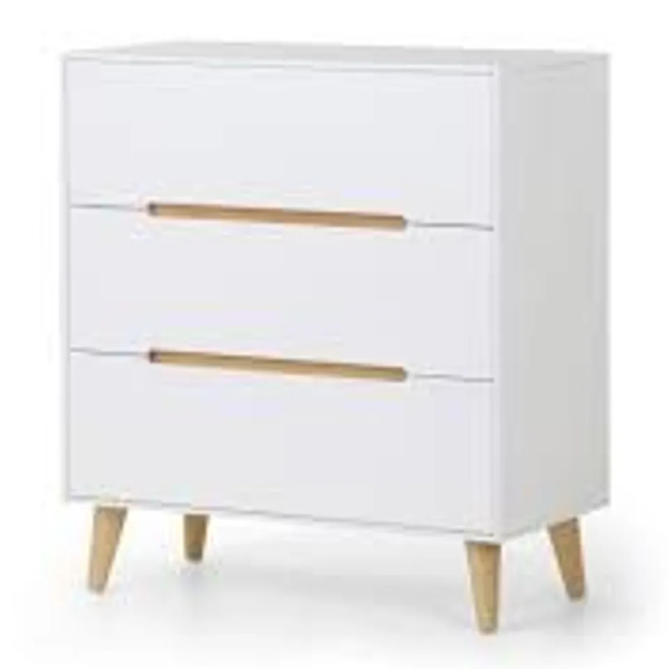 BOXED ALICIA 3 DRAWER CHEST IN MATT WHITE 