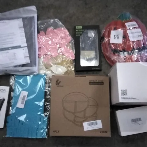 PALLET OF 6 BOXES CONTAINING ASSORTED ITEMS INCLUDING PHONE CASES, BALLOON SET, HALLOWEEN MASK, WHEAT DISC, INSECT SCREEN