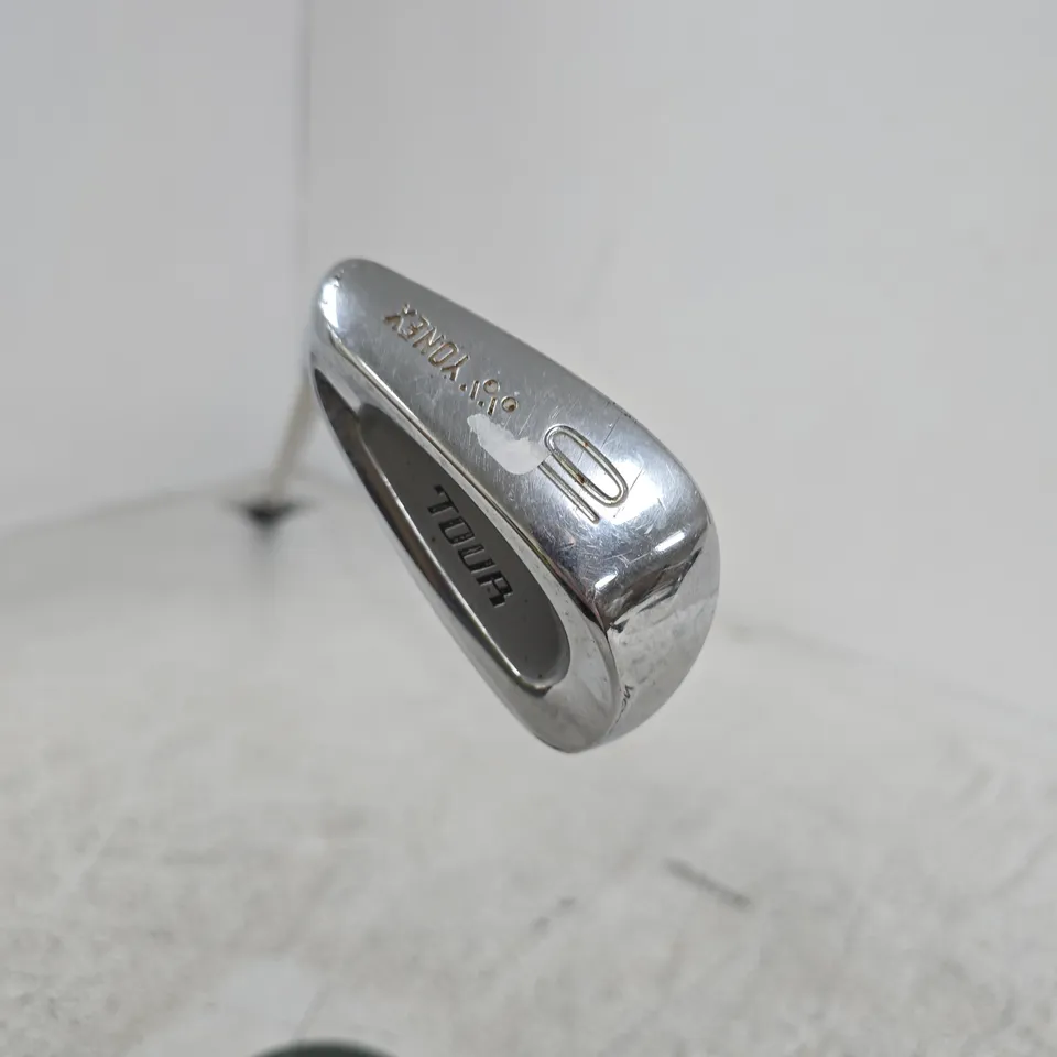 YONEX LTB600 TOUR 10 IRON