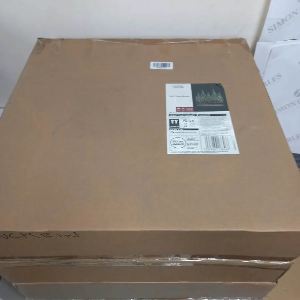 LOT OF 5 BRAND NEW BOXED LED TREE BLOCKS