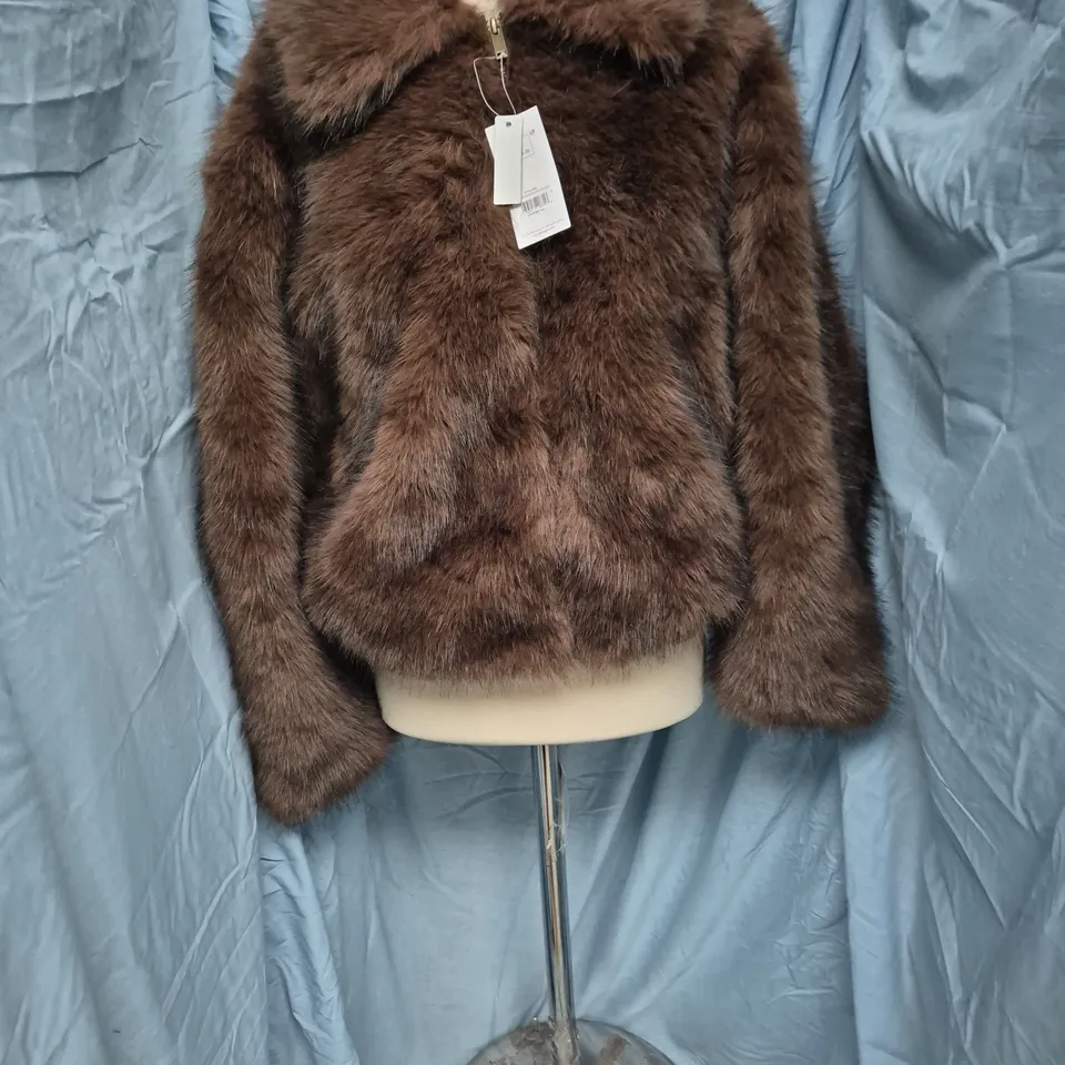 BROWN FUR COAT – UK 8-10 (EU 36-38)