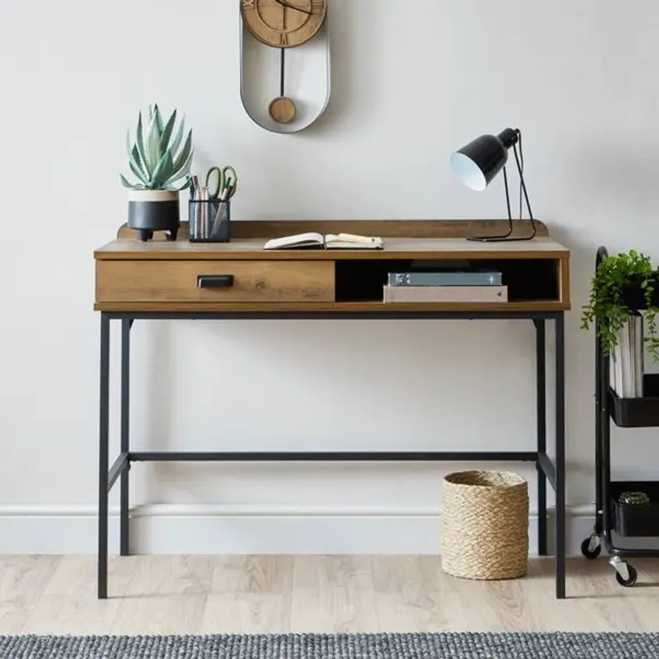 BOXED FULTON PINE EFFECT DESK (1 BOX)
