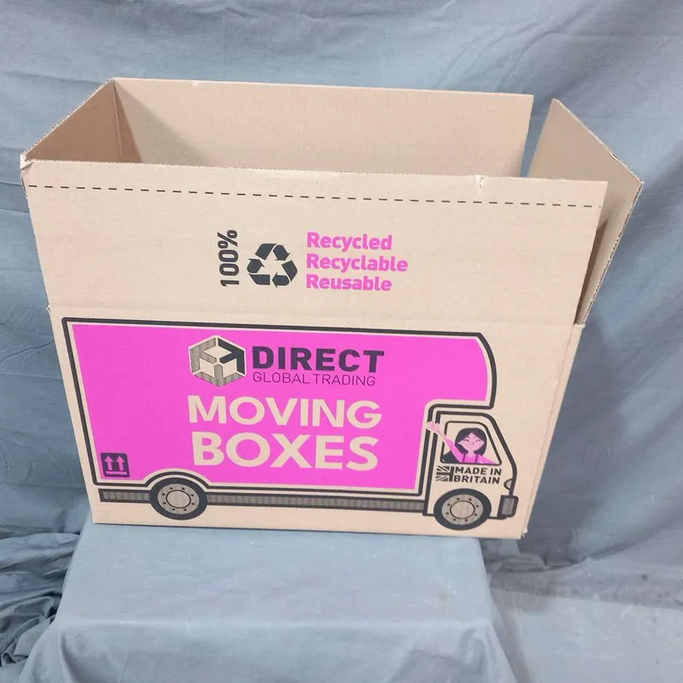 APPROXIMATELY 22 DIRECT GLOBAL TRADING MOVING BOXES APPROXIMATELY 50 X 30 X 30CM