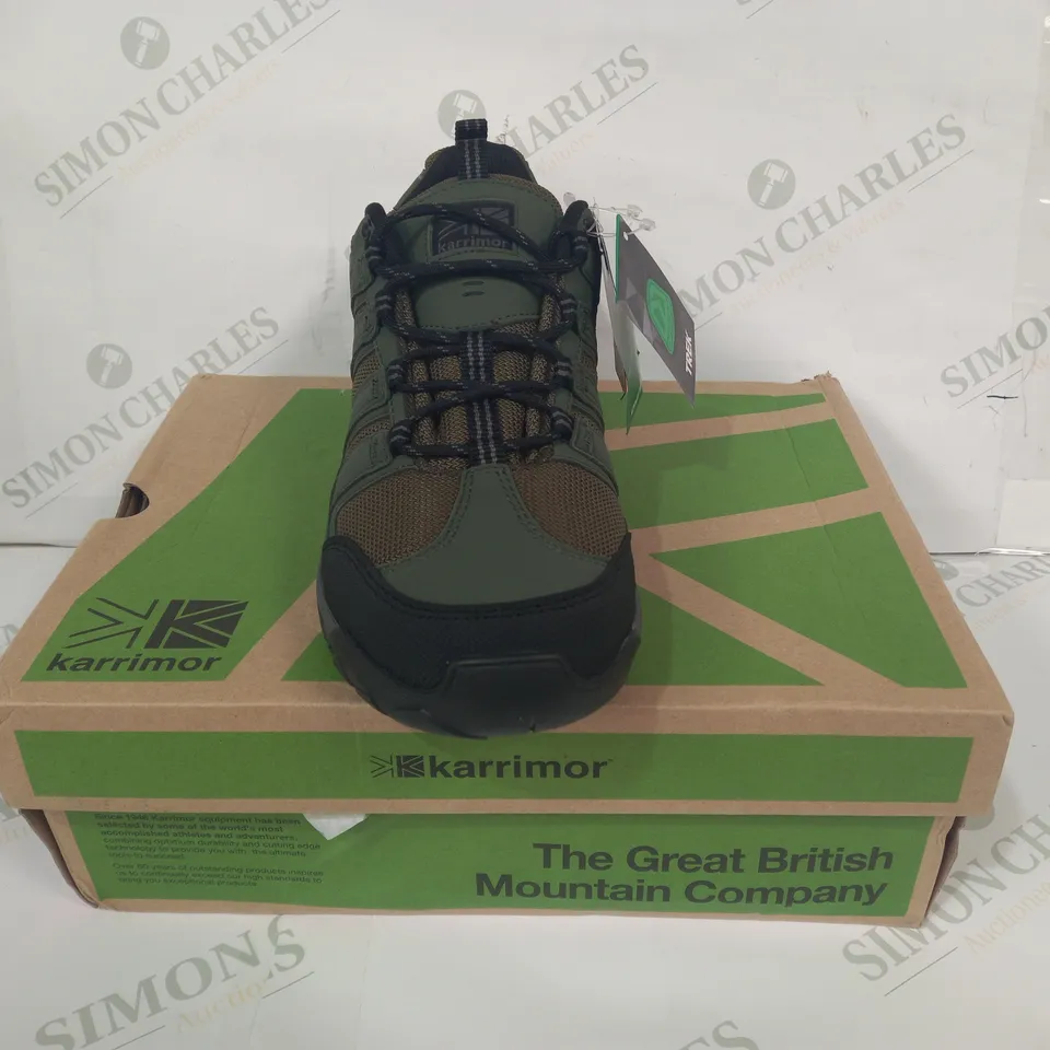 BOXED PAIR OF KARRIMOR ORTHOLITE BOWFELL SHOES IN GREEN UK SIZE 10
