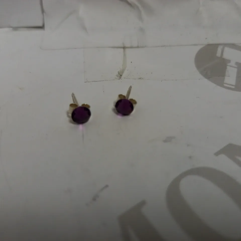 BOXED SILVER EFFECT STUD EARRINGS WITH PURPLE STONE