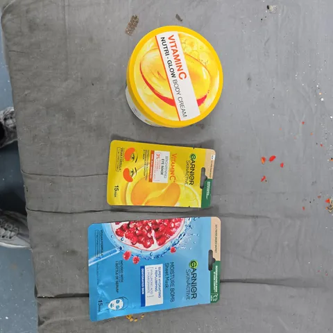 GARNIER VITAMIN C NUTRI-GLOW BODY CREAM (ROUND YELLOW TUB) + GARNIER SKINACTIVE MOISTURE BOMB SHEET MASKS