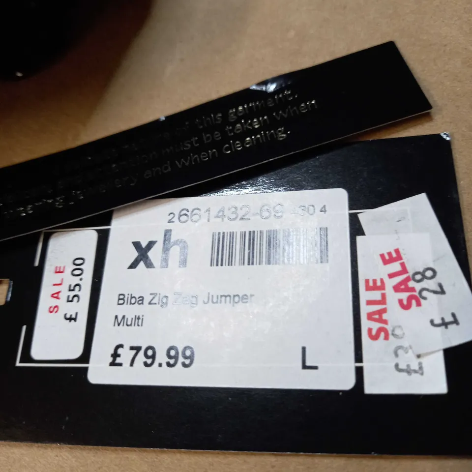 BIBA ZIG ZAG JUMPER SIZE L