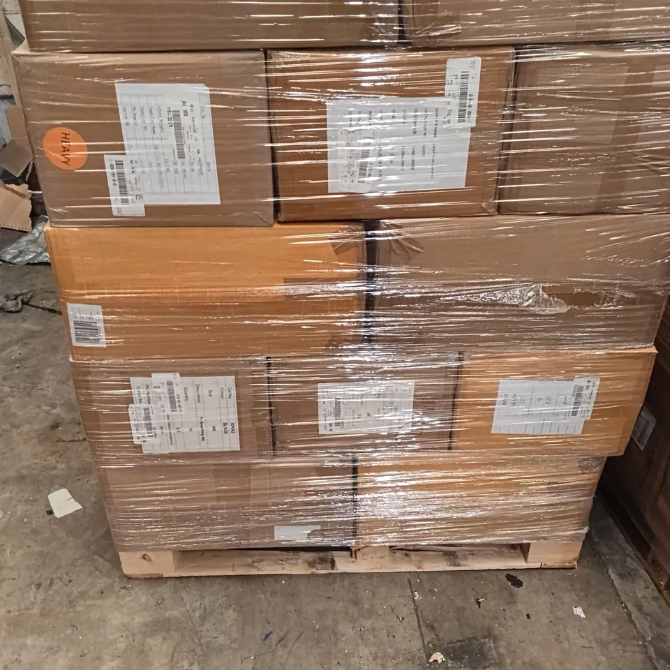 PALLET OF BRAND NEW WOMENS QUALITY DESIGNER CLOTHES APPROXIMATELY 125 TO INCLUDE; MAGI SCULPTS, TOPS, CROP TOPS, DRESSES ETC