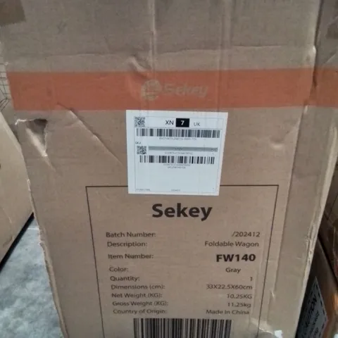 BOXED GREY FOLDABLE WAGON