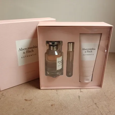 ABERCROMBIE & FITCH AUTHENTIC GIFT SET - 3PC: EAU DE PARFUM 100 ML, TRAVEL SPRAY 15 ML, BODY LOTION 200 ML