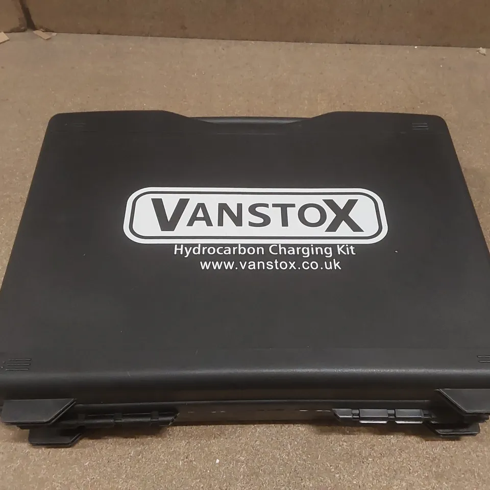 VANSTOX HYDROCARBON CHARGING KIT