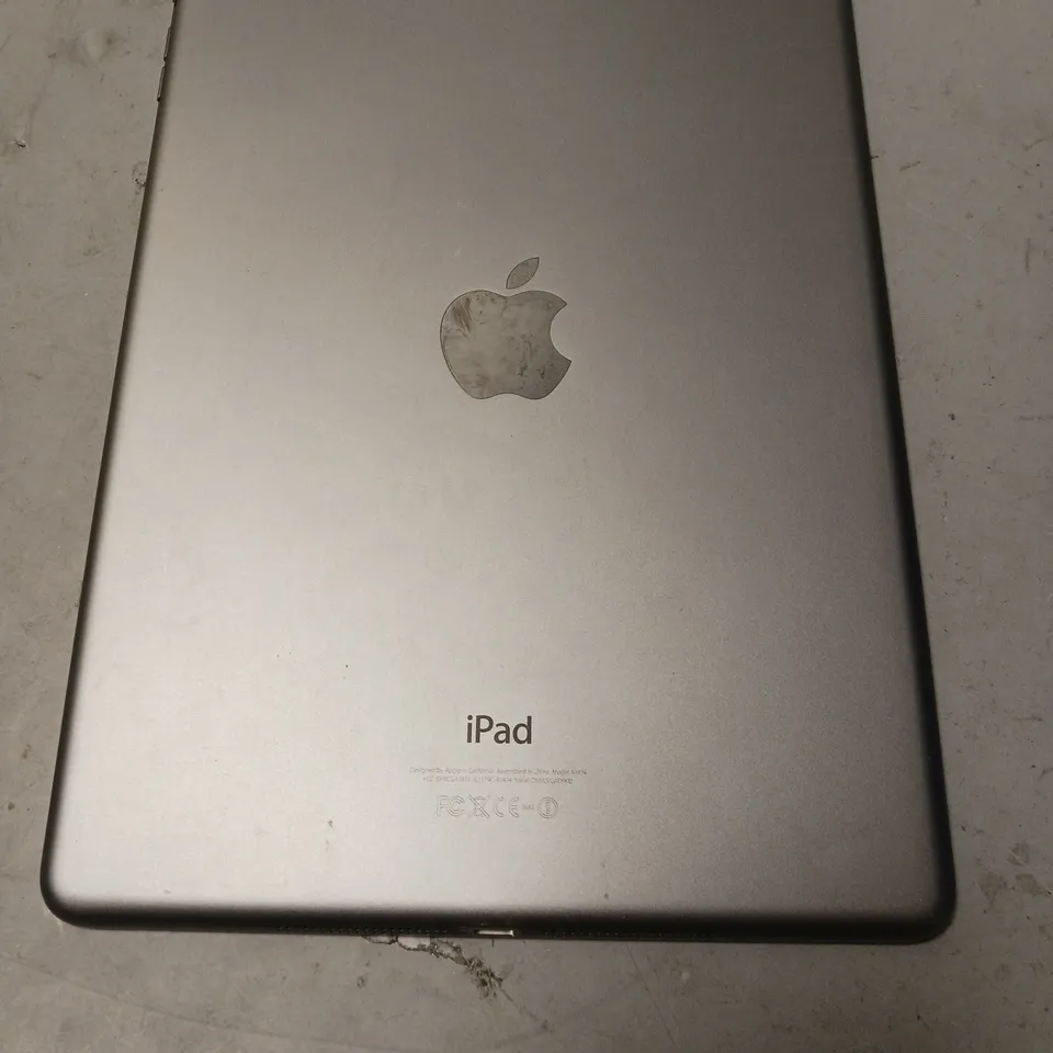 UNBOXED APPLE IPAD MODEL A1474