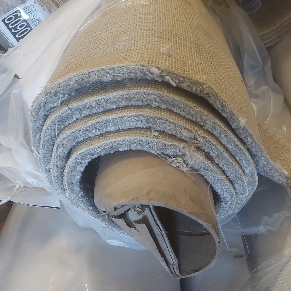 ROLL OF QUALITY FIRST IMPRESSIONS VISION CARPET - APPROXIMATELY 2 x 4m