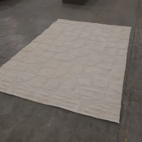 QUALITY DESIGNER AREA RUG - APPROXIMATELY 290 x 198cm