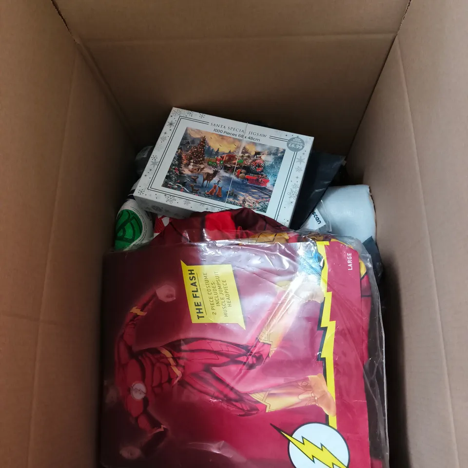 BOX OF APPROXIMATELY 30 ASSORTED TOY/GAME ITEMS TO INCLUDE THE FLASH COSTUME, SANTA JIGSAW, UNO HELLO KITTY, CRYSTAL BALL, JURASSIC WORLD DINO REVEAL, DISNEY PINS ETC