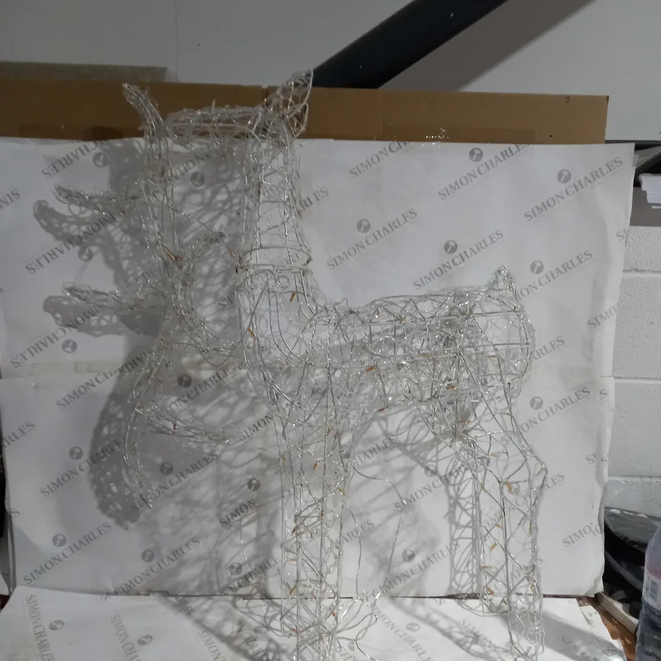 BOXED FESTIVE INDOOR/OUTDOOR PRE LIT RAINDEER 