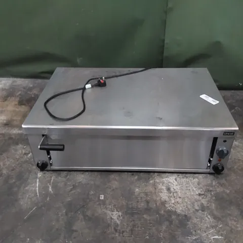 LINCAT IP21B COMMERCIAL PIZZA OVEN