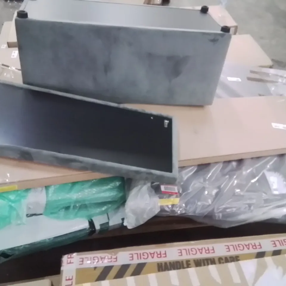 PALLET CONTAINING VARIOUS ASSORTED INCOMPLETE FURNITURE PARTS AND OTHER HOUSEHOLD ITEMS