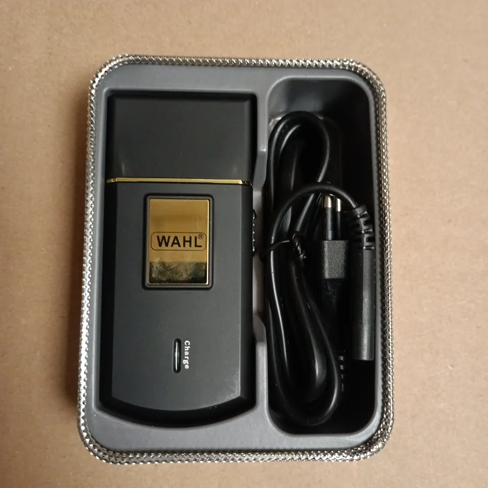 BOXED WAHL TRAVEL SHAVER GOLD – RECHARGEABLE SHAVER