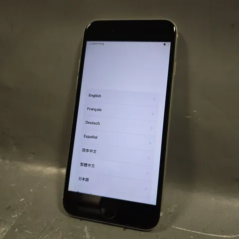 APPLE IPHONE SE SMARTPHONE 