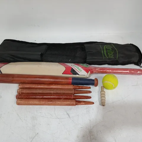 UNIBOS CRICKET PLAY SET IN CARRY BAG