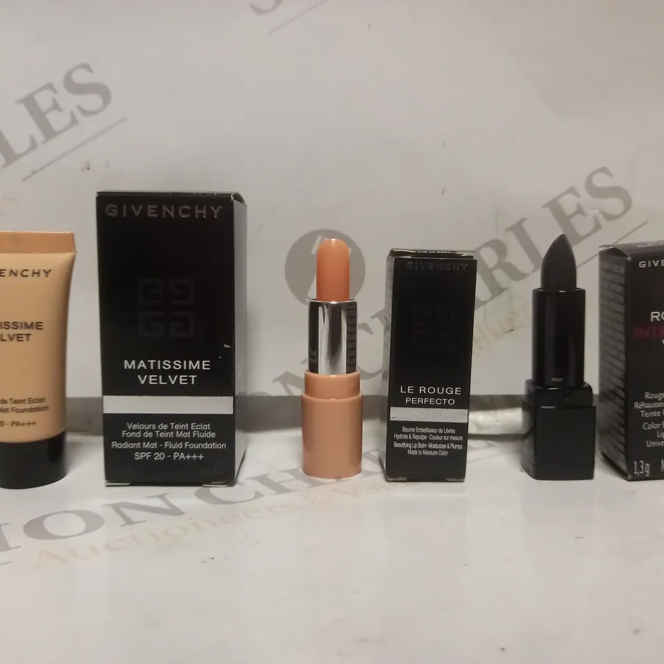BOX OF APPROXIMATELY 70 ASSORTED GIVENCHY BEAUTY PRODUCTS TO INCLUDE FLUID FOUNDATION, LIP BALM, LIP STICK ETC