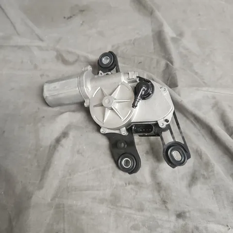 REAR WINDSCREEN WIPER MOTOR
