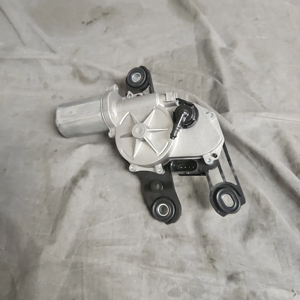 REAR WINDSCREEN WIPER MOTOR