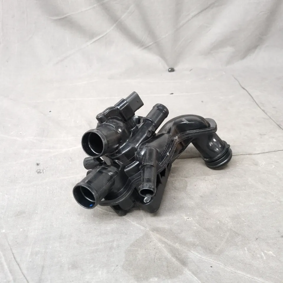 ENGINE COOLANT THERMOSTAT HOUSING