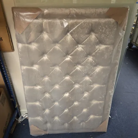QUILTED UPHOLSTERED HEADBOARD
