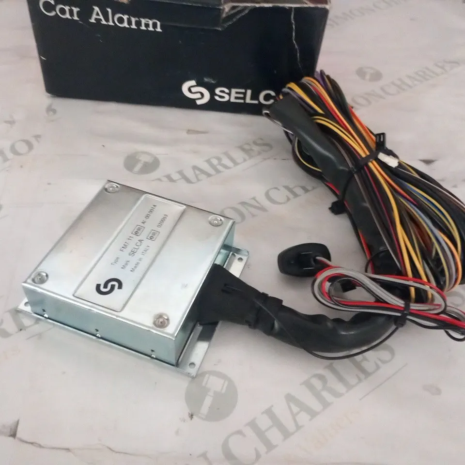 BOXED SELCA FM7.11 CAR ALARM