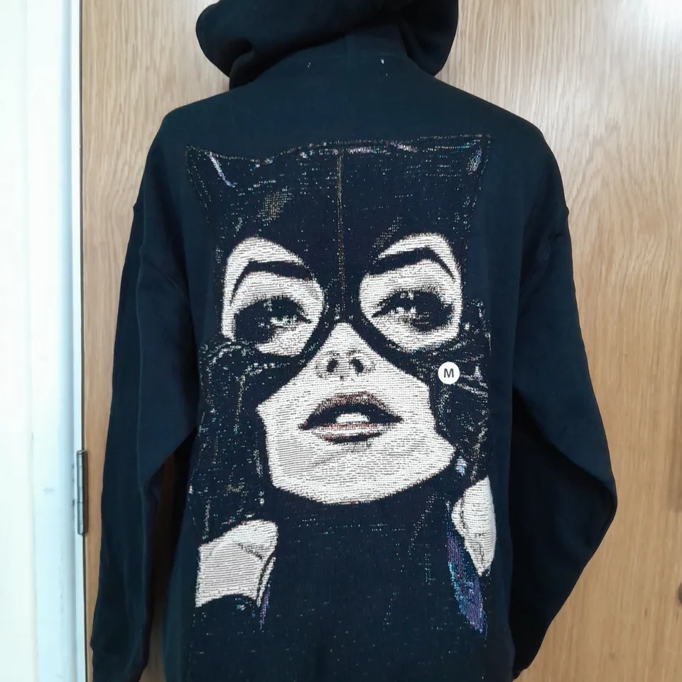 VENDETTA CATWOMAN BACK DESIGN HOODIE IN BLACK - MEDIUM