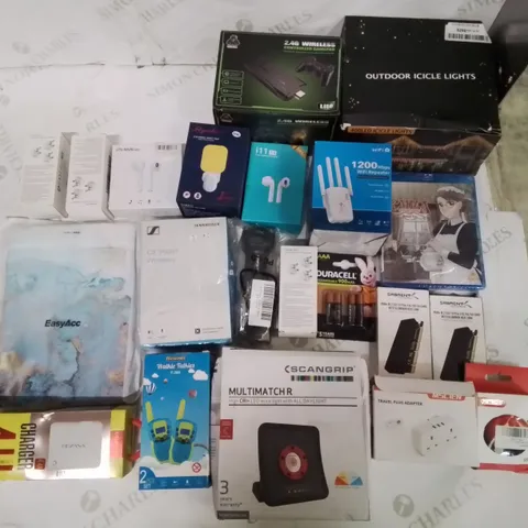 BOX CONTAINING LARGE AMOUNT OF MIXED ELECTRICAL ITEMS, PHONE ACCESSORIES ETC